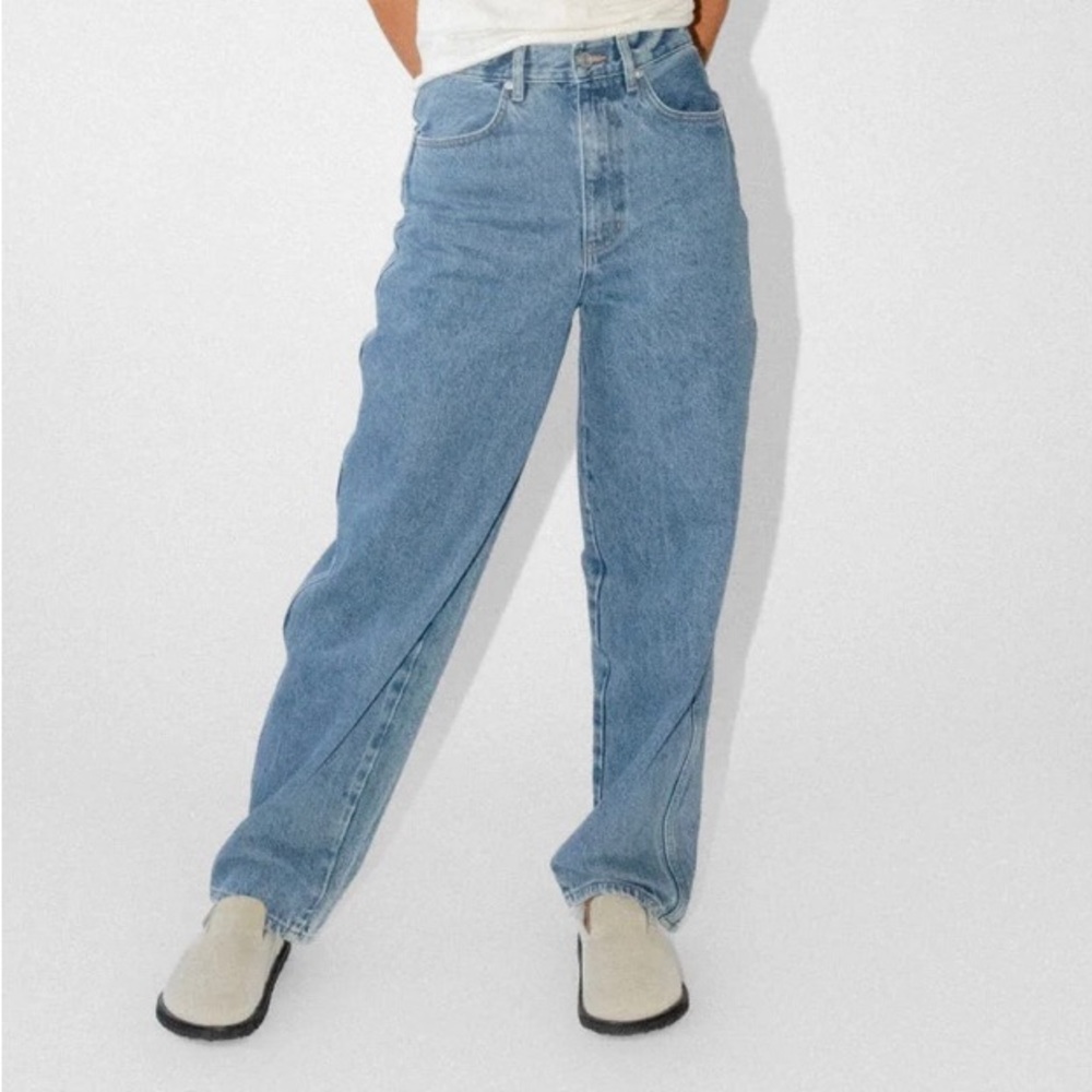 James Street Co JS 90’s Baggy Jeans waist 36,  30.5” L hips are like 46”
